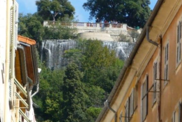 cascade du chateau du vieux nice